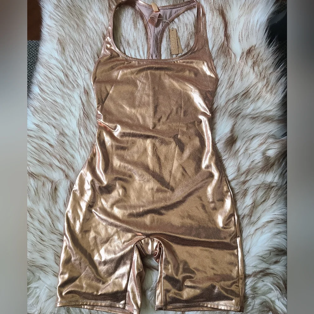 NWT SKIMS Metallic Swim Cycle Suit Size S Champagne